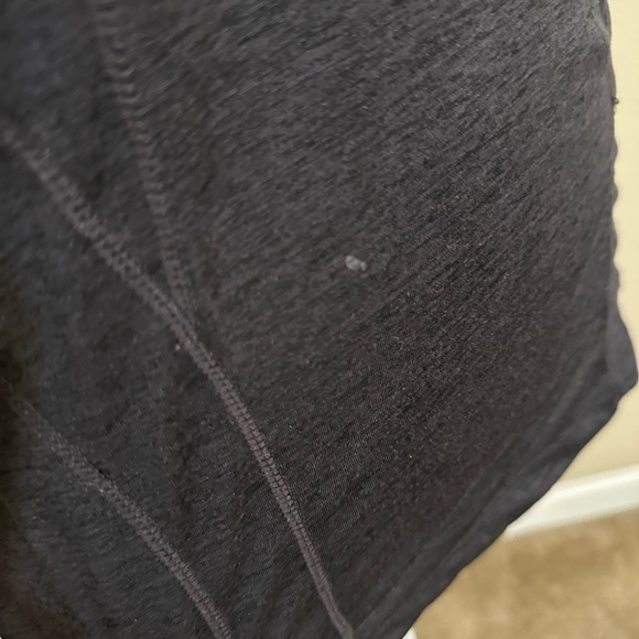 Reebok Grey Training Tank Top Size: Small - Picture 2 of 7